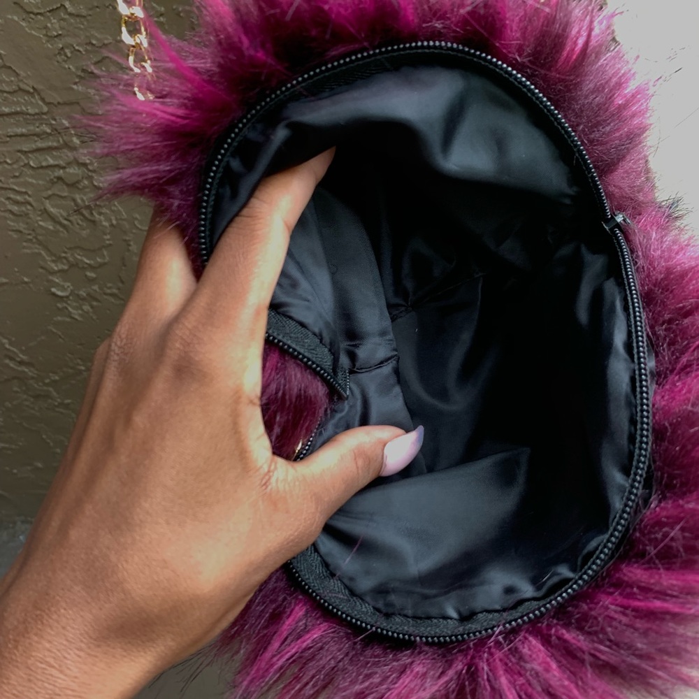 Purse - Picture 2 of 2